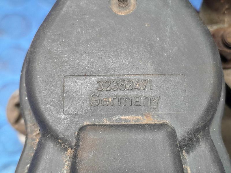 2015 Chrysler 200 Caliper