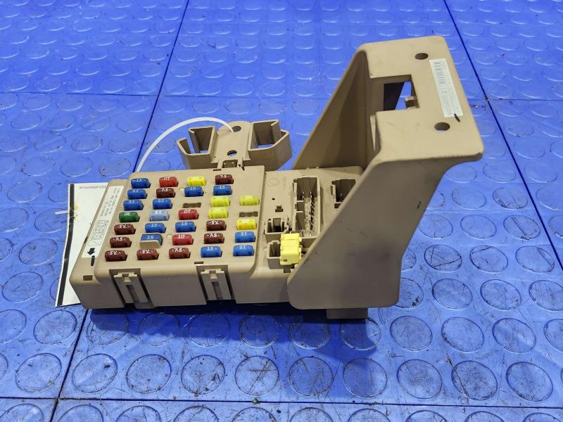 2008 Subaru Legacy Cabin Fuse Box