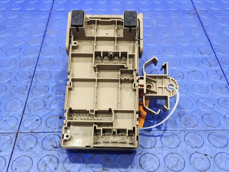 2008 Subaru Legacy Cabin Fuse Box