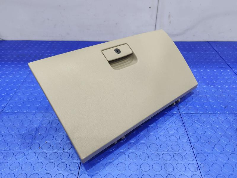 2011 Kia Sorento Glove Box