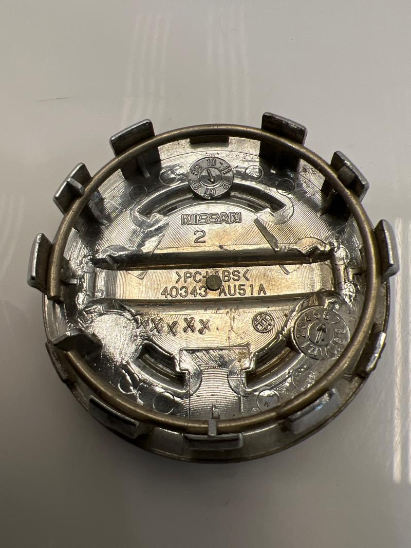 2011 Nissan Juke Center Cap