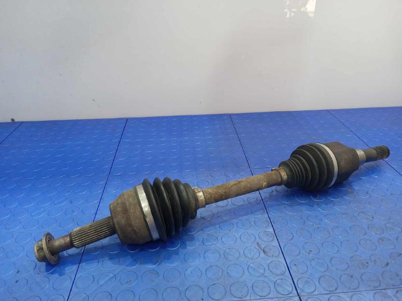 2008 Ford Explorer Axle Shaft