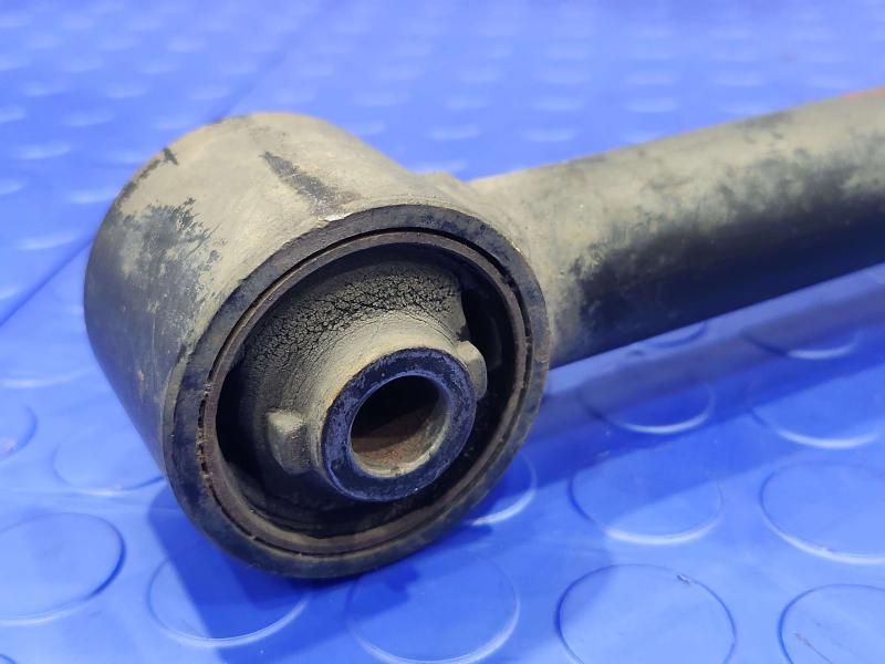 2006 Toyota 4Runner Lower Control Arm Rr