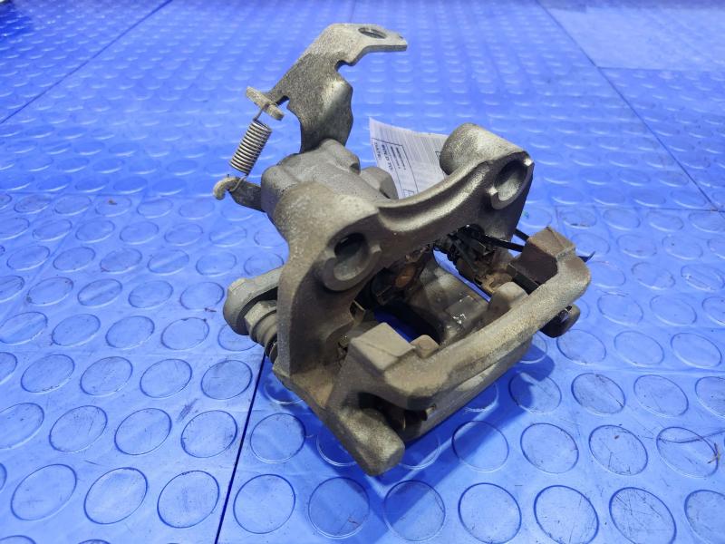 2017 Toyota Prius Caliper