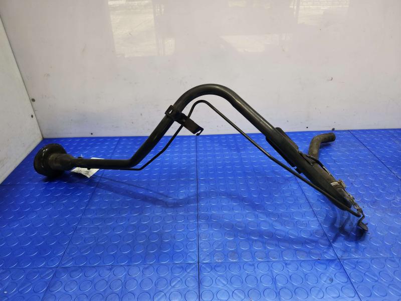 2013 Infiniti FX35 Fuel Filler Neck