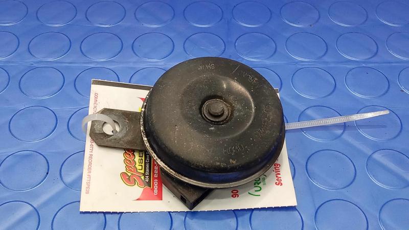 2001-2005 Toyota RAV4 High Note Horn Assembly Genuine OEM 8651042040