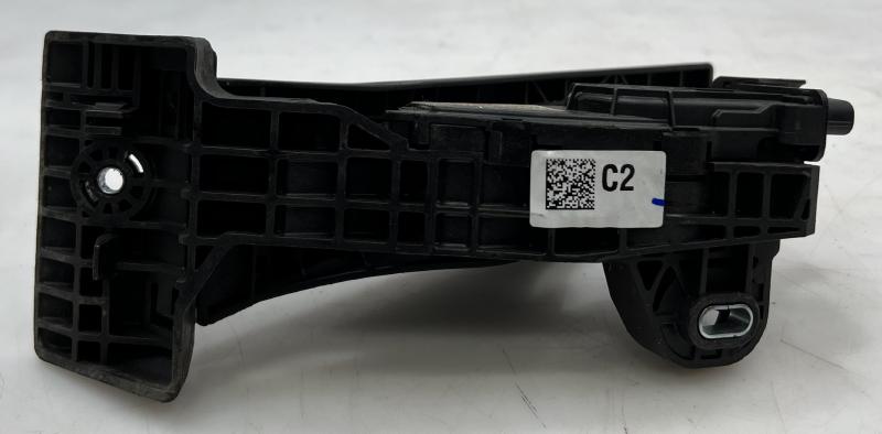 2015 - 2019 Hyundai Sonata Accelerator Pedal Assembly OEM 35190-2E100