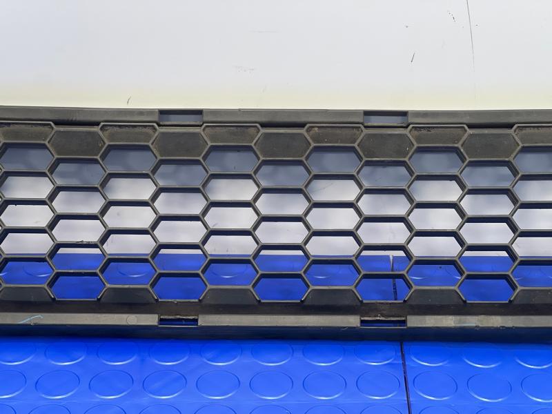 2011-2017 Toyota Sienna Lower Bumper Grille Genuine OEM Part 5311208010
