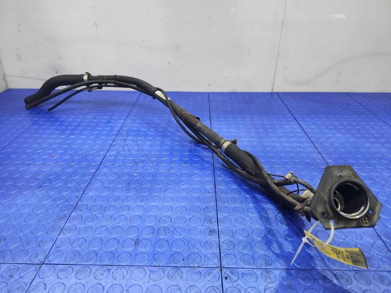 2007 Cadillac Escalade ESV Fuel Filler Neck