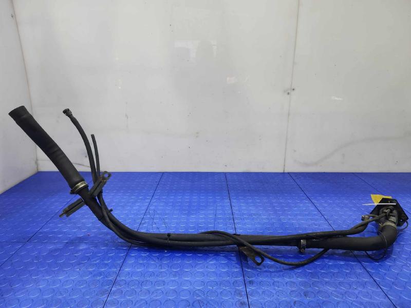 2007 Cadillac Escalade ESV Fuel Filler Neck