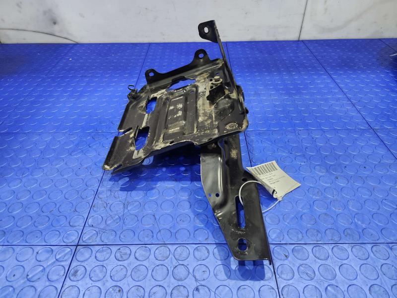 2017 Chevrolet Silverado 2500 Battery Tray