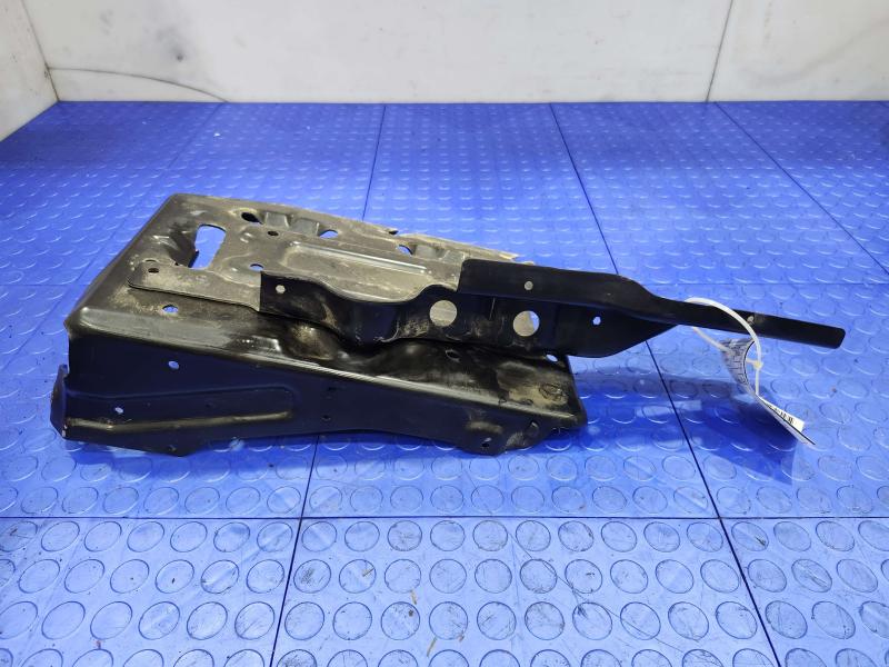 2017 Chevrolet Silverado 2500 Battery Tray
