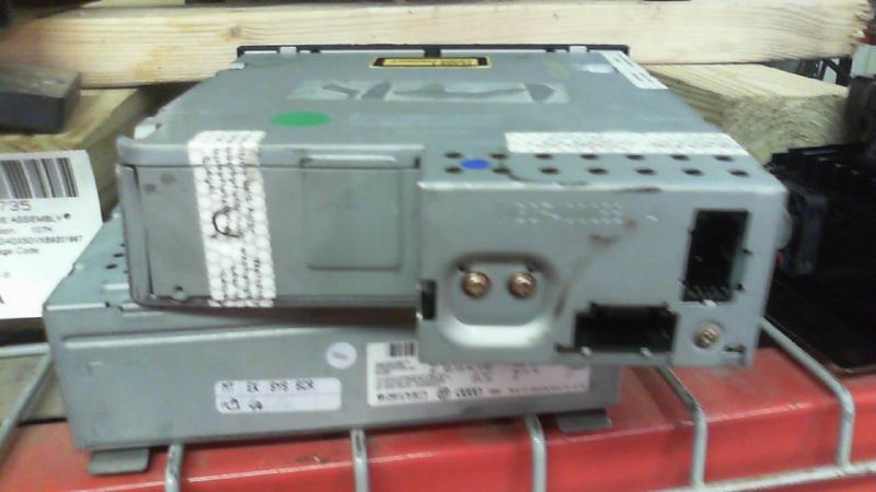 2004 Audi A8 Audio & Visual Equip.(Radio)