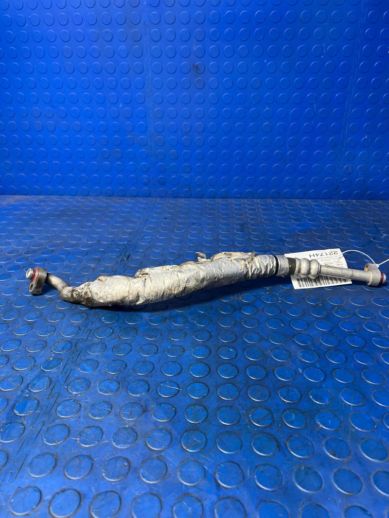 2008 Ford F-350 Super Duty Air Conditioner Hose