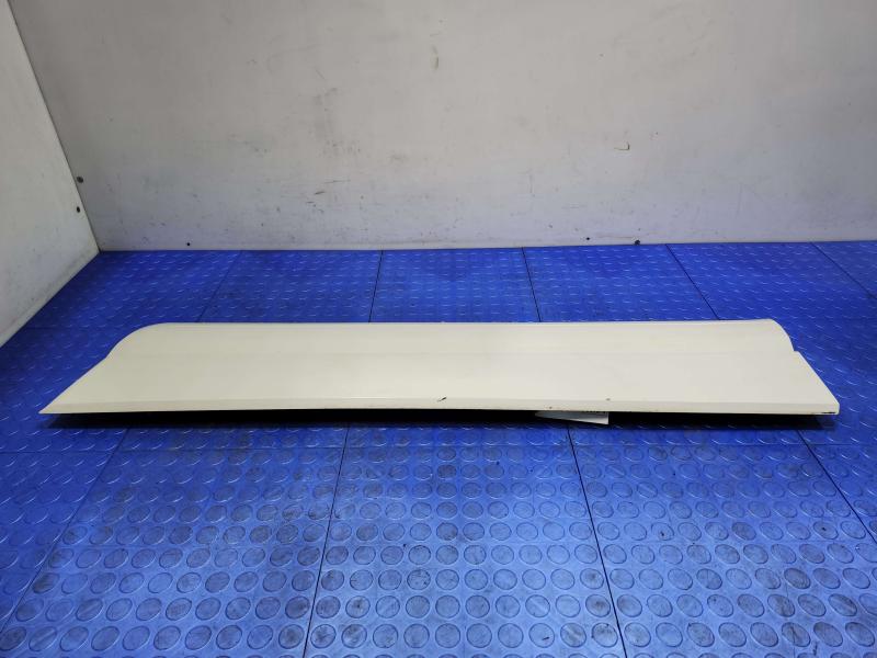 2008 Ford Expedition Front Door Moulding