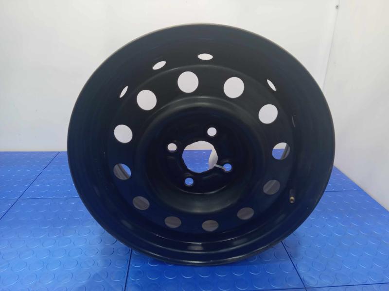 2006 Saturn Ion Wheel