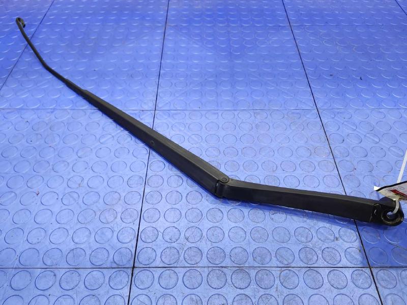 2014 Nissan Versa Wiper Arm