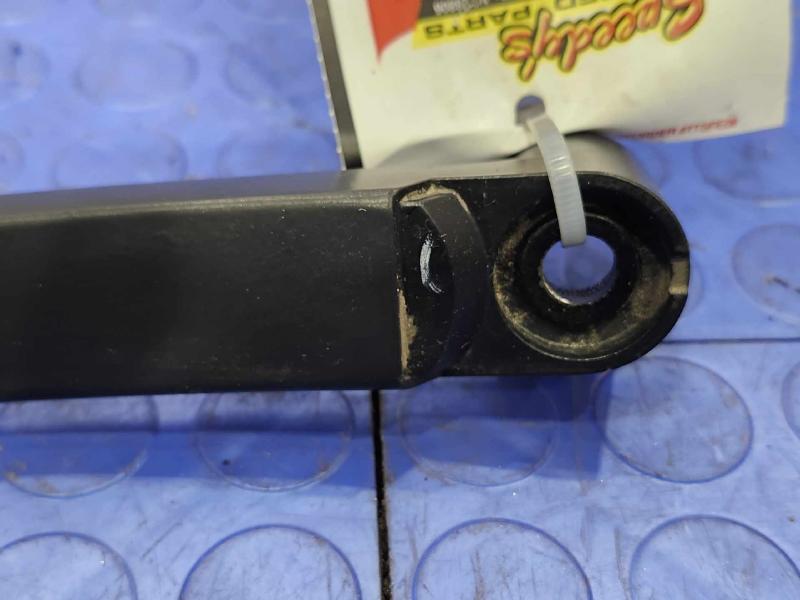 2014 Nissan Versa Wiper Arm