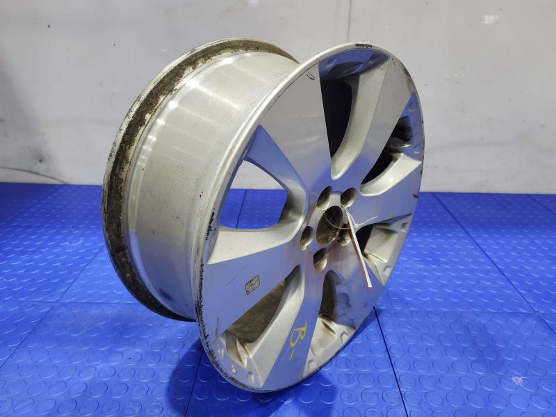 2012 Subaru Legacy Wheel