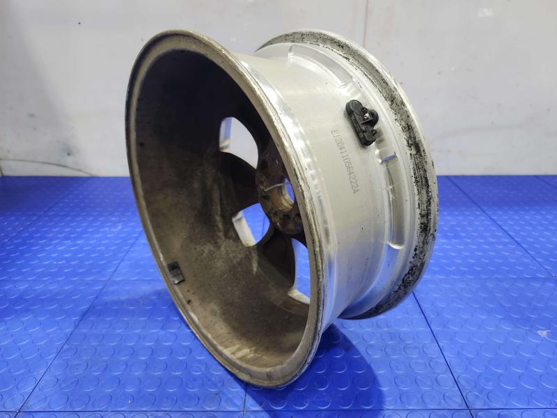 2012 Subaru Legacy Wheel