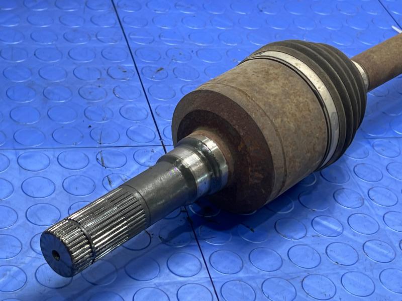 2011 Ford Expedition Axle Shaft