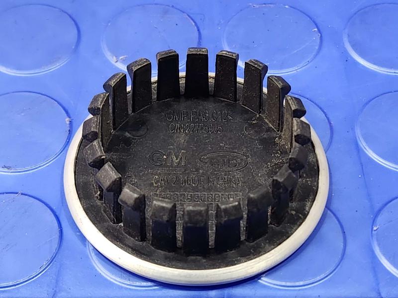 2015 Chevrolet Camaro Center Cap