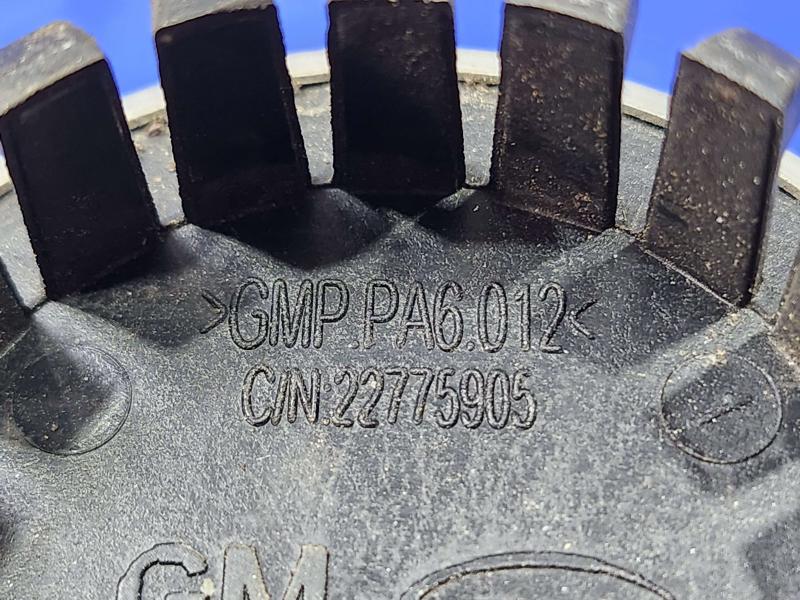 2015 Chevrolet Camaro Center Cap