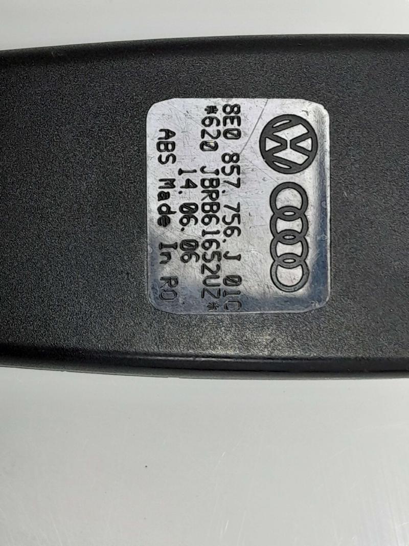 2007 Audi S6 Front Seat Belt