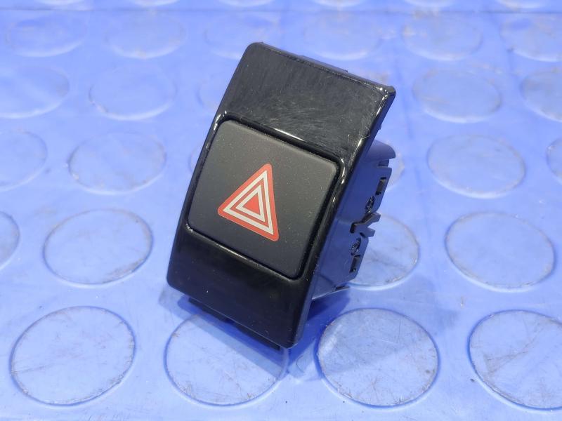 2012-2018 Audi A7 Hazard Light Control Switch Genuine OEM Part 4G09415095PR