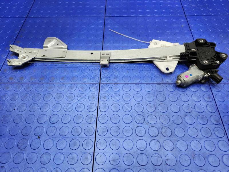 2016 Acura RDX Front Door Regulator