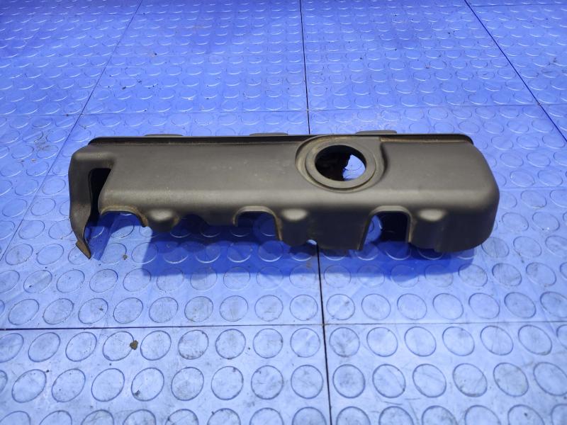 2014 Chevrolet Silverado 1500 Engine Cover