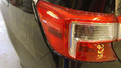 2013 Toyota Camry Tail Light Assembly