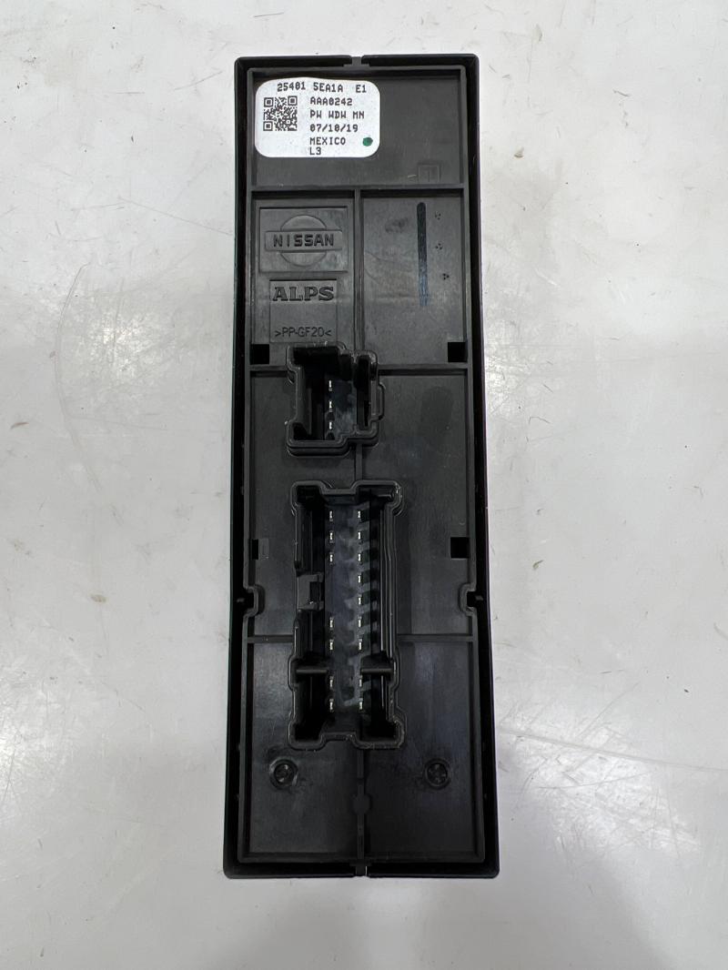 2020 Nissan Versa Door Switch Front