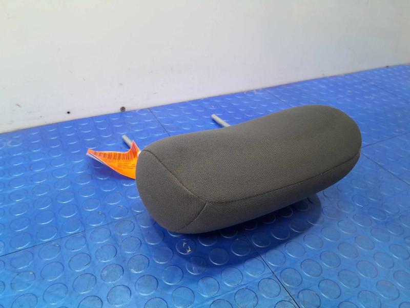 2005 Ford Explorer Headrest