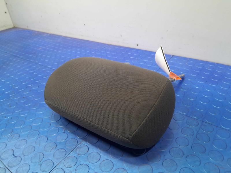 2005 Ford Explorer Headrest