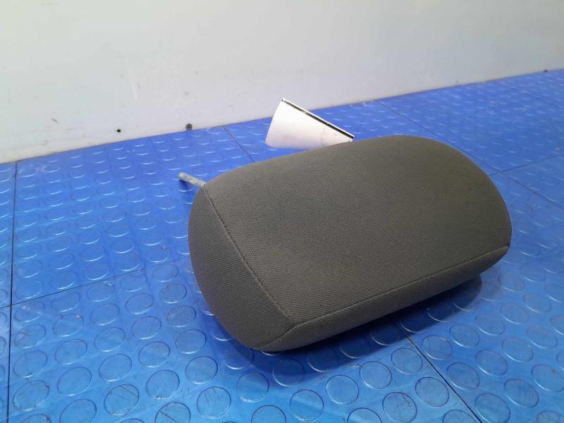 2005 Ford Explorer Headrest