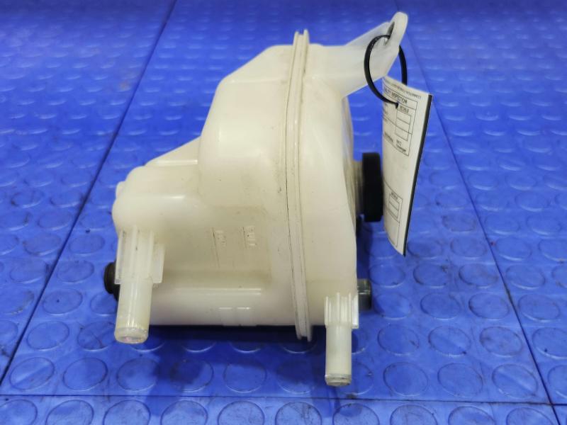 2017 Toyota Prius Coolant Recovery Bottle