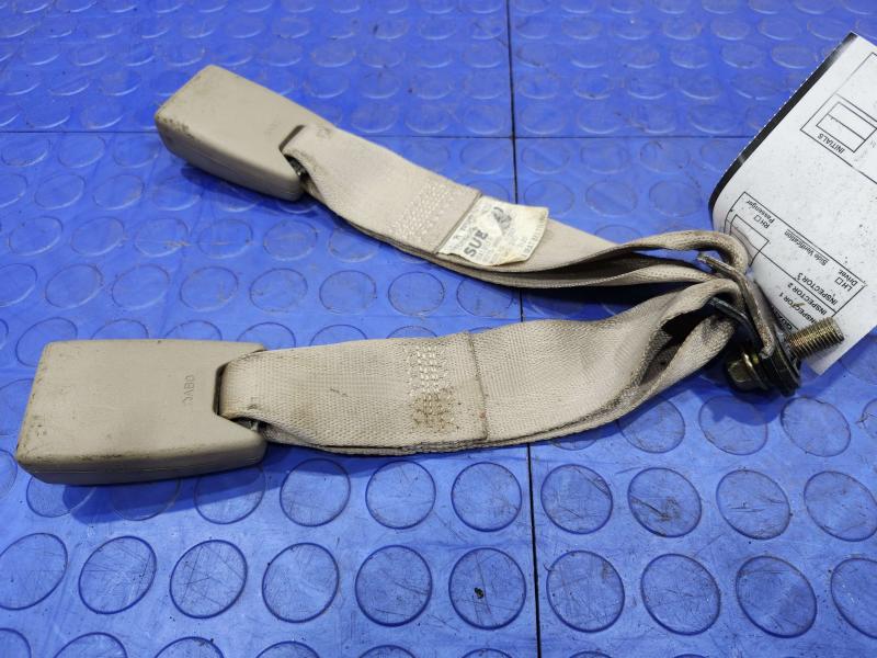 2003 Subaru Legacy Rear Seat Belt
