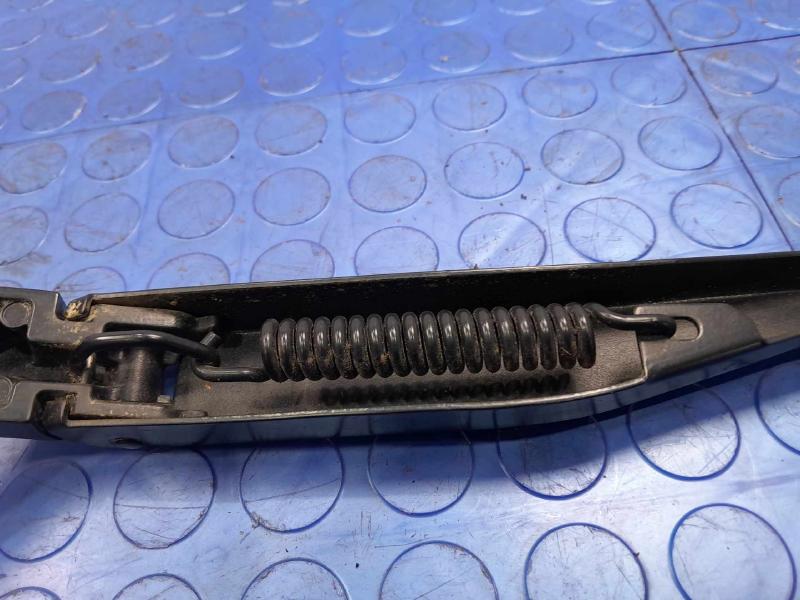 2013-2019 Cadillac ATS Windshield Wiper Arm Left Driver Side OEM 22905711