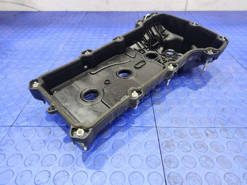 2016 Ford Edge Valve Cover