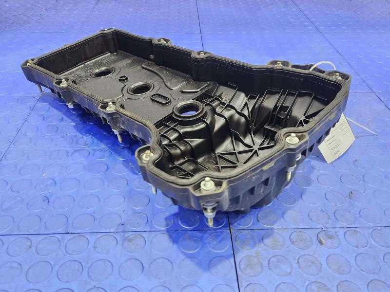 2016 Ford Edge Valve Cover