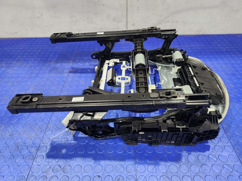 2017 BMW X1 Seat Track
