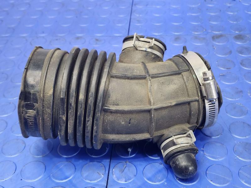 2015 Nissan Rogue Air Intake Tube/Resonator