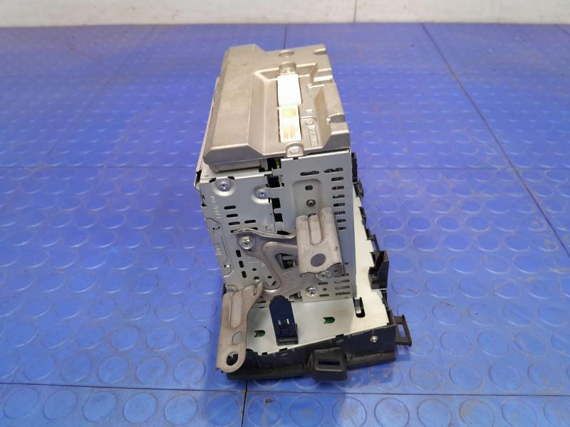 2011 Toyota Prius Audio & Visual Equip.(Radio)