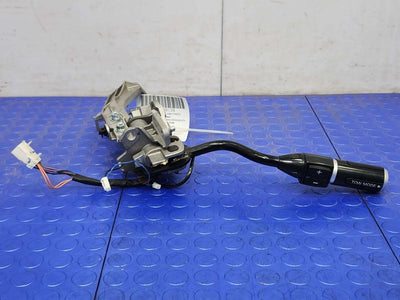 2019 Nissan Titan Floor Shifter