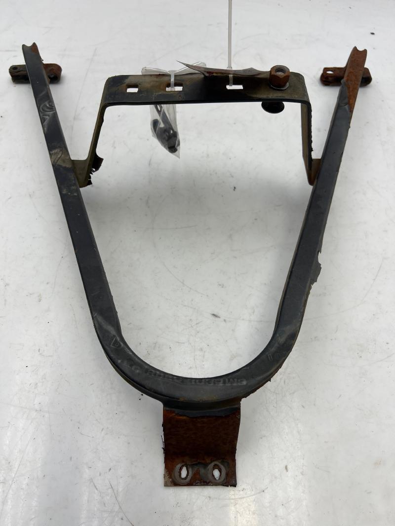1993 Chevrolet G20 Spare Tire Carrier