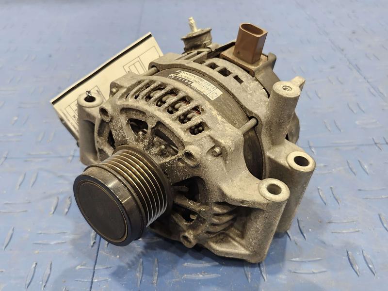2020 Toyota RAV4 Alternator