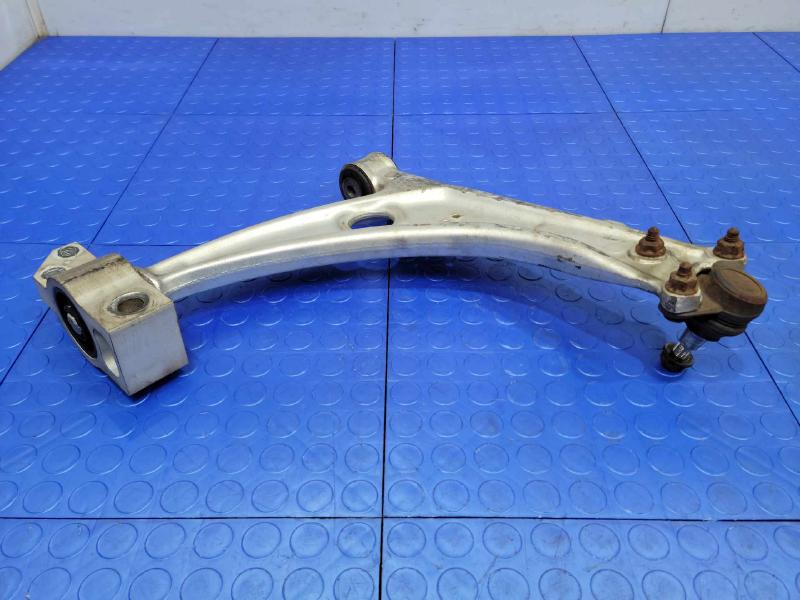 2009 Volkswagen Tiguan Lower Control Arm Front