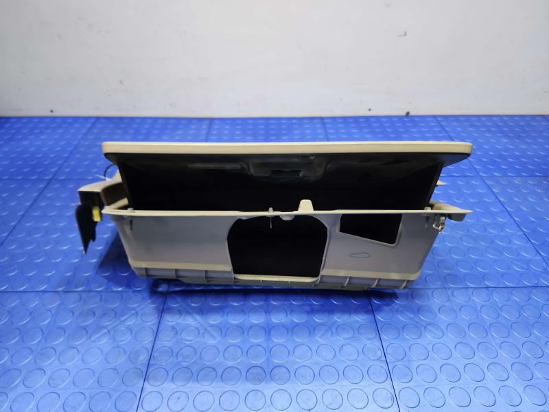 2002 Toyota Camry Glove Box