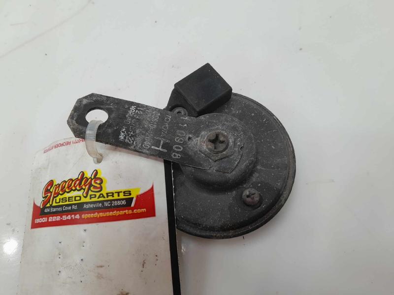 2001 - 2005 Toyota Rav4 Horn High Note OEM 8651042040